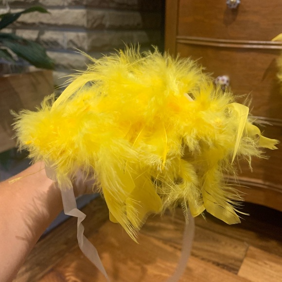 GIRLS DANCE/HALLOWEEN COSTUME - CHICKEN - Picture 7 of 7